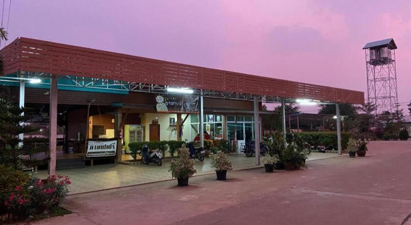 Prakaithong Hotel Amphoe Sawang Daen Din Exterior photo